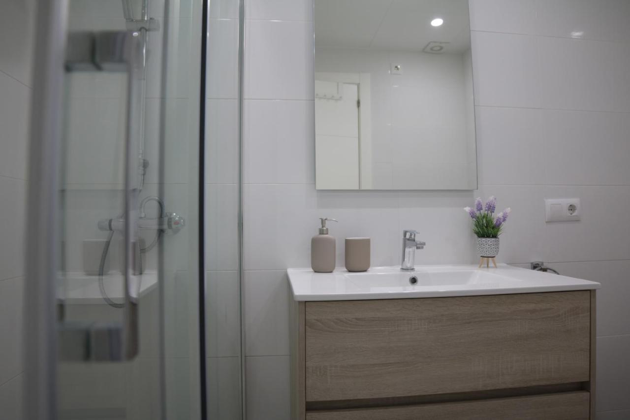 Modern Apartament Al Costat Del Parc De La Devesa Жерона Екстер'єр фото