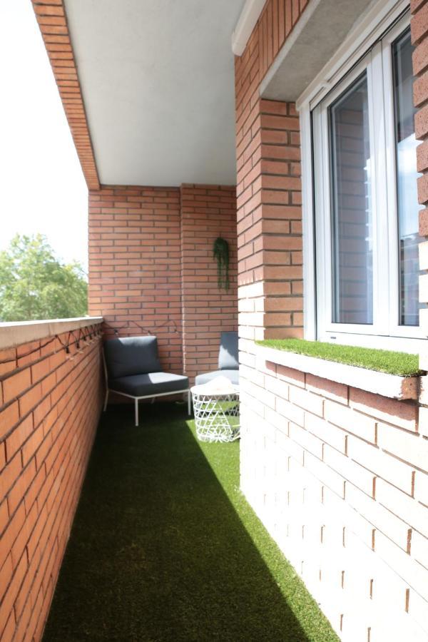 Modern Apartament Al Costat Del Parc De La Devesa Жерона Екстер'єр фото